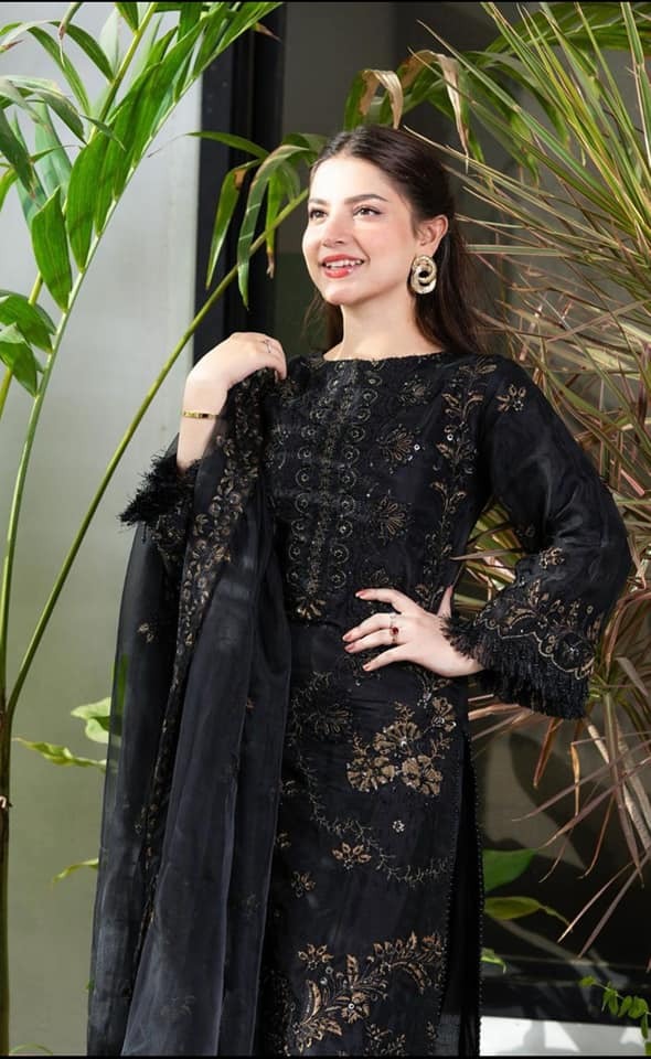 LZ0169-SUMMER NISA - 3PC Lawn Embroidered Shirt With Chiffon Embroidered Dupatta