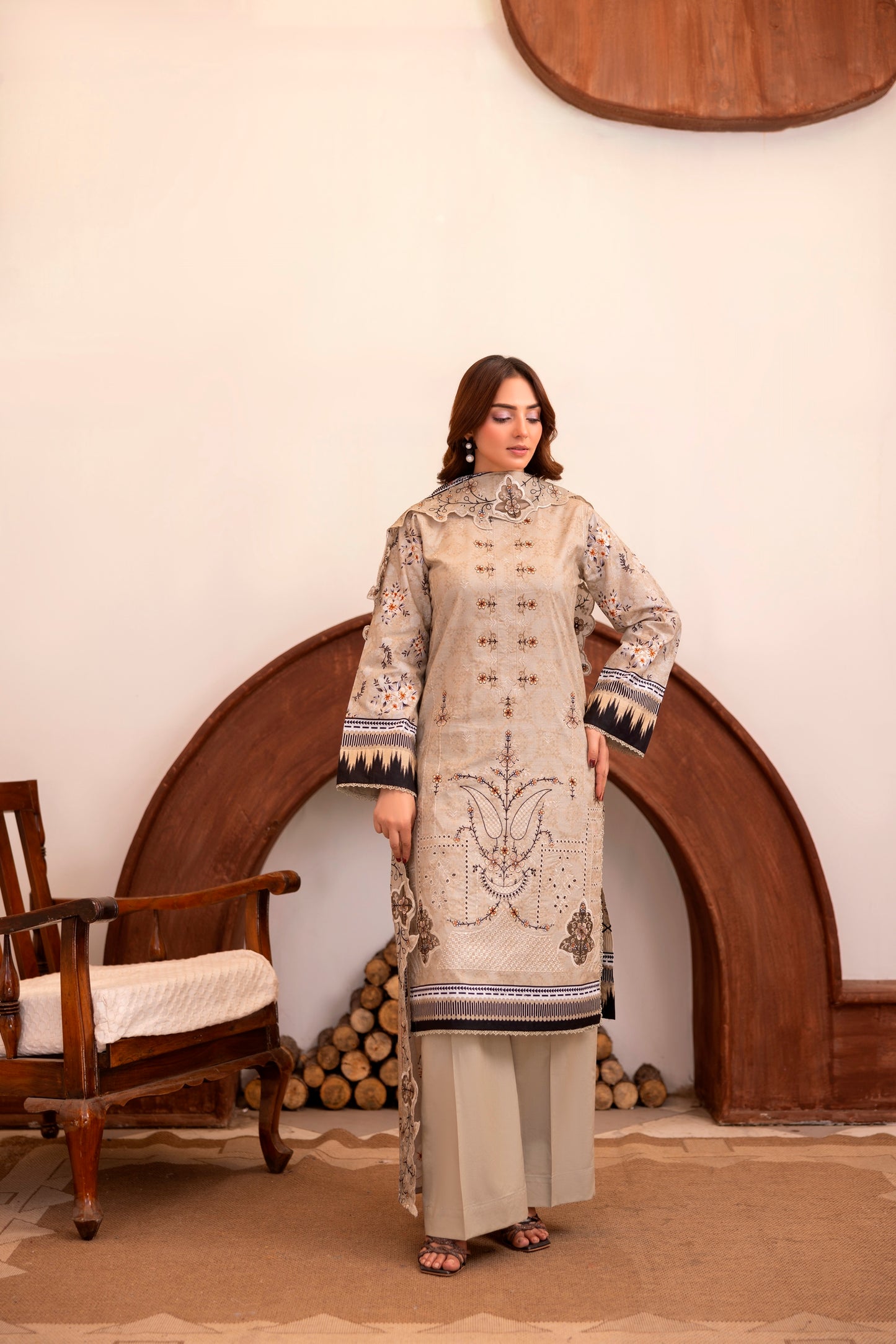 LZ0031 khadar suit Royal Embroidery Collection | 3-PCS | Unstitched