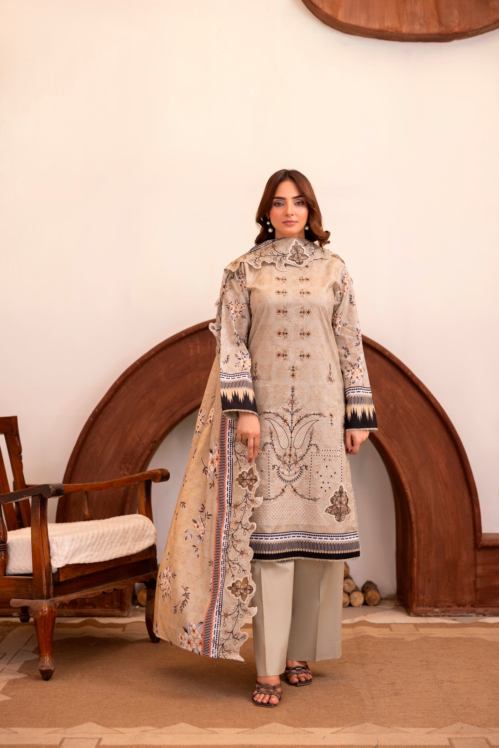 LZ0031 khadar suit Royal Embroidery Collection | 3-PCS | Unstitched