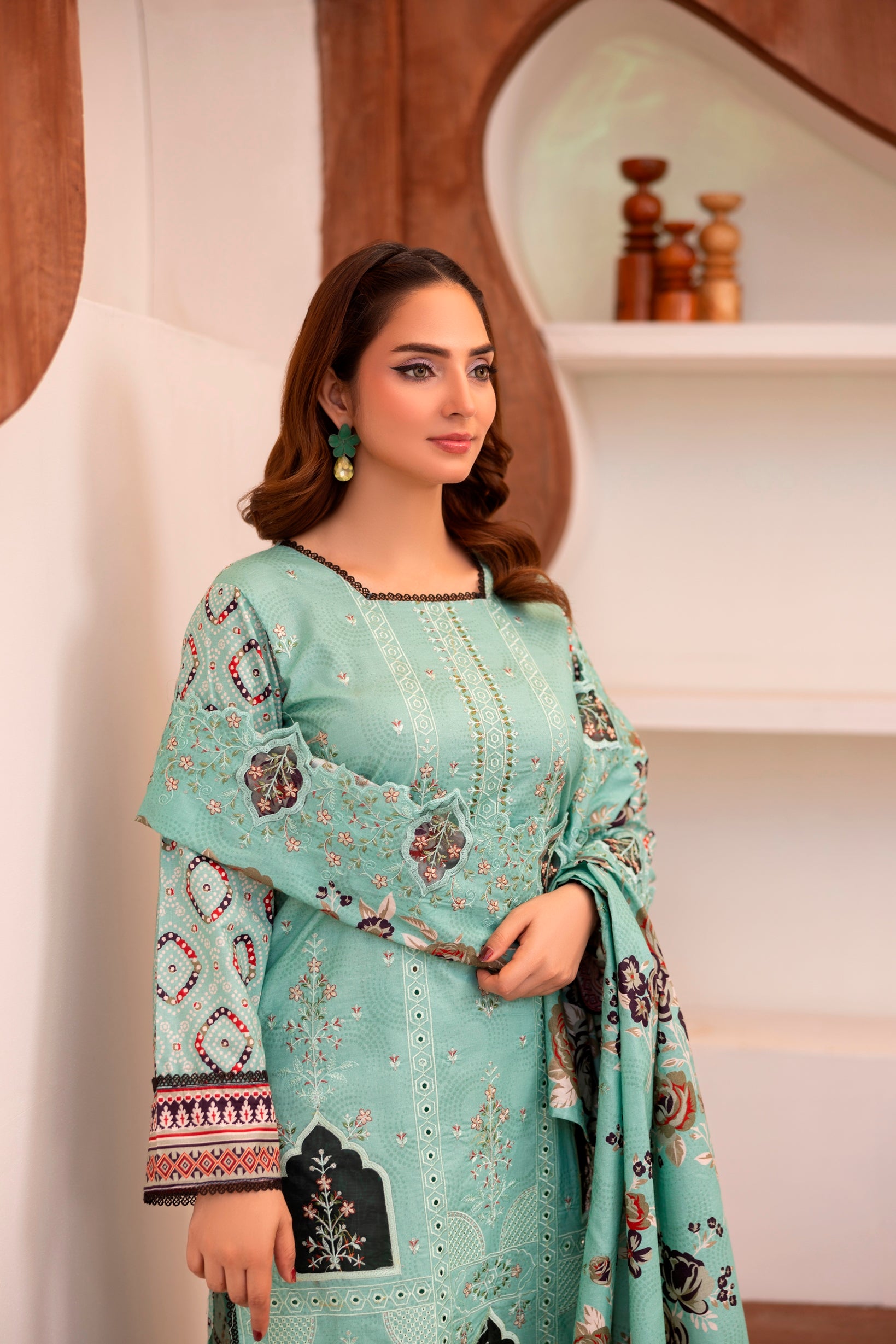 LZ0033 khadar suit Royal Embroidery Collection | 3-PCS | Unstitched