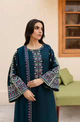Sapphire 3PC Lawn Embroidered Suit LZ111