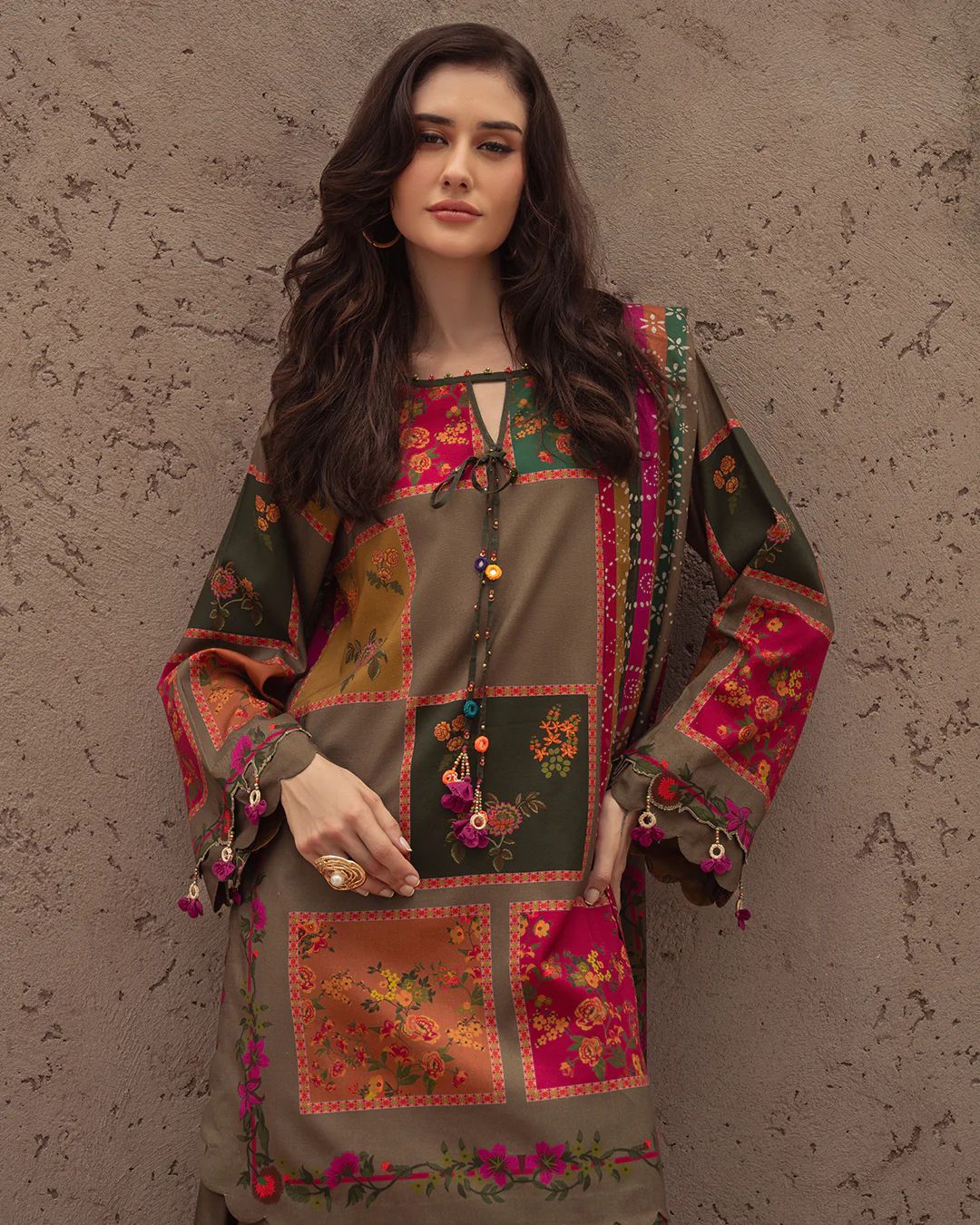 LZ1223- Charizma - Winter 3PC Karandi Digital Print Dress