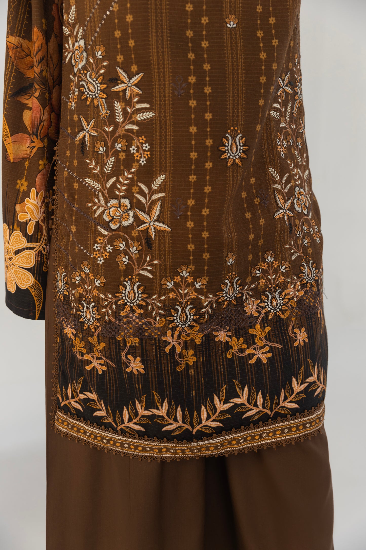 LZ005 Staple Bana Dora Emb Collection | 3-PCS | Unstitched