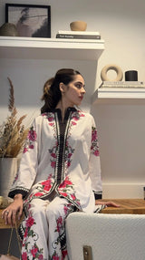 LZ0193-SUMMER 3PC Lawn Embroidered Shirt With Organza Embroidered Dupatta
