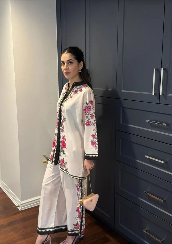 LZ0193-SUMMER 3PC Lawn Embroidered Shirt With Organza Embroidered Dupatta