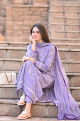 LZ0154-Breeze 3PC Lawn Embroidered Suit