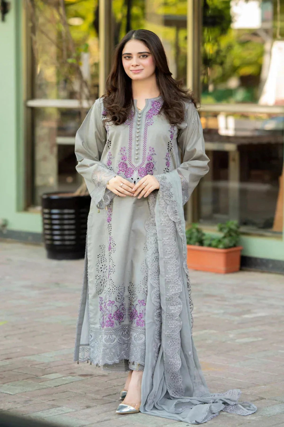 Mushq - 3PC Lawn ChickenKari Embroidered Suit LZ1047
